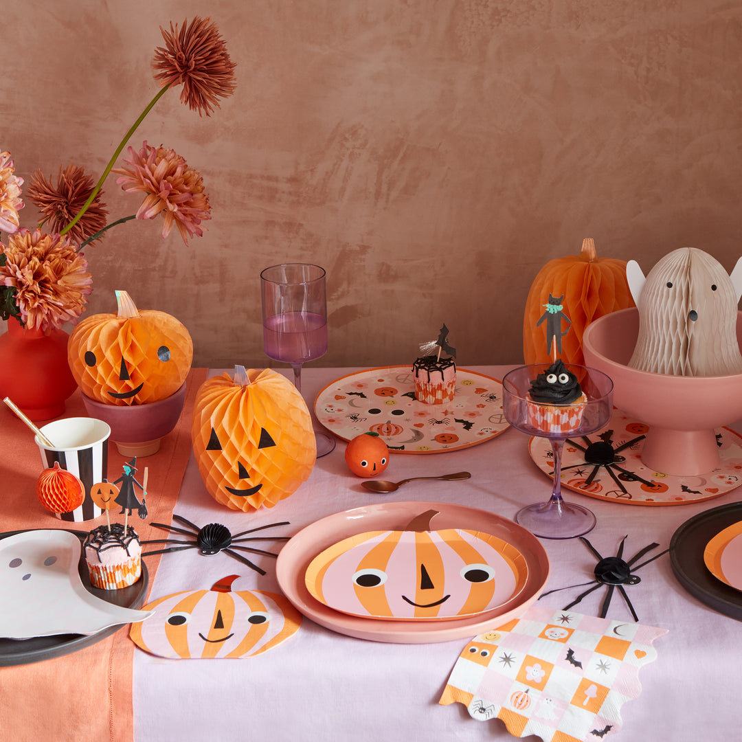Happy Halloween Cupcake Kit(24 Pack)