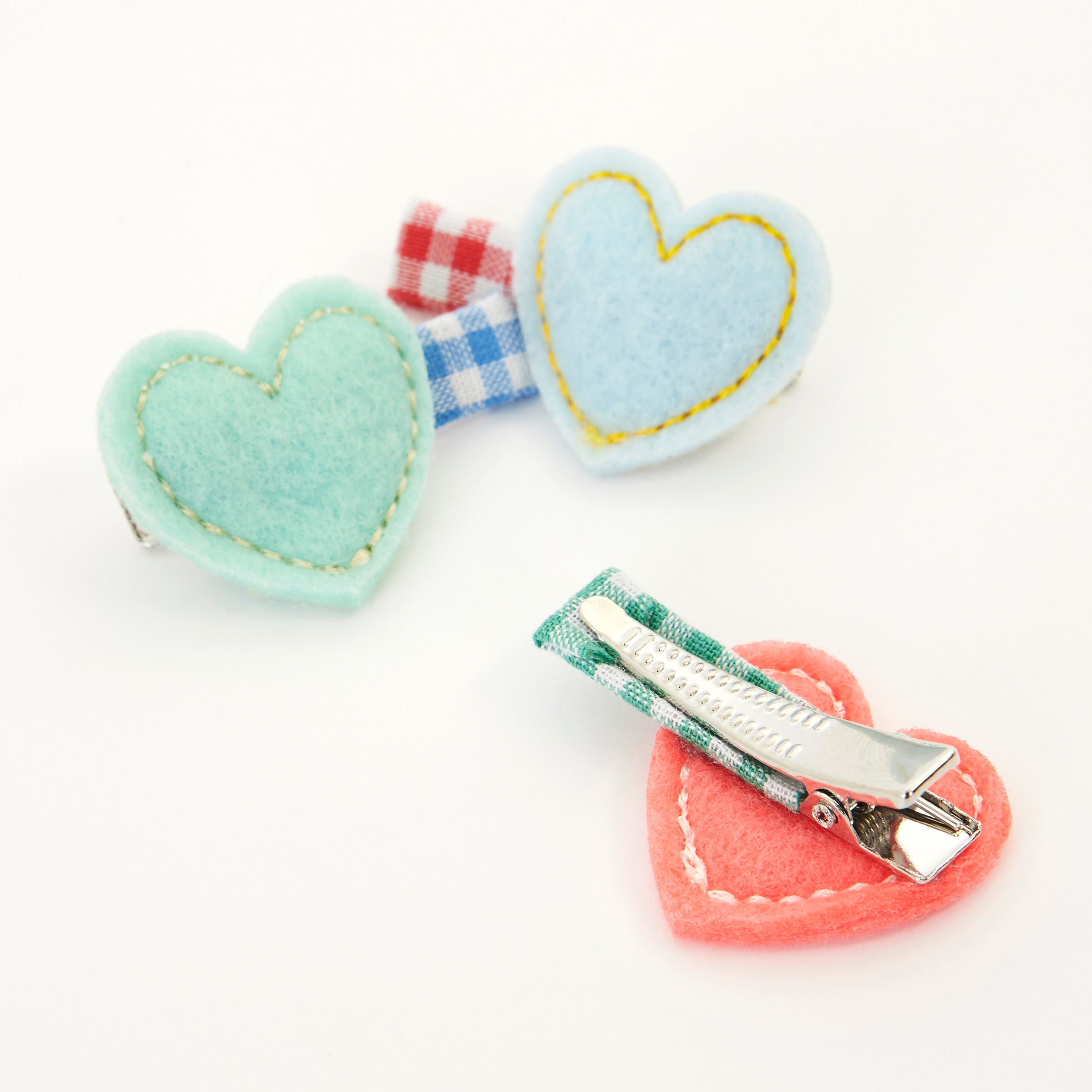 Set of 6 felt heart hair clips