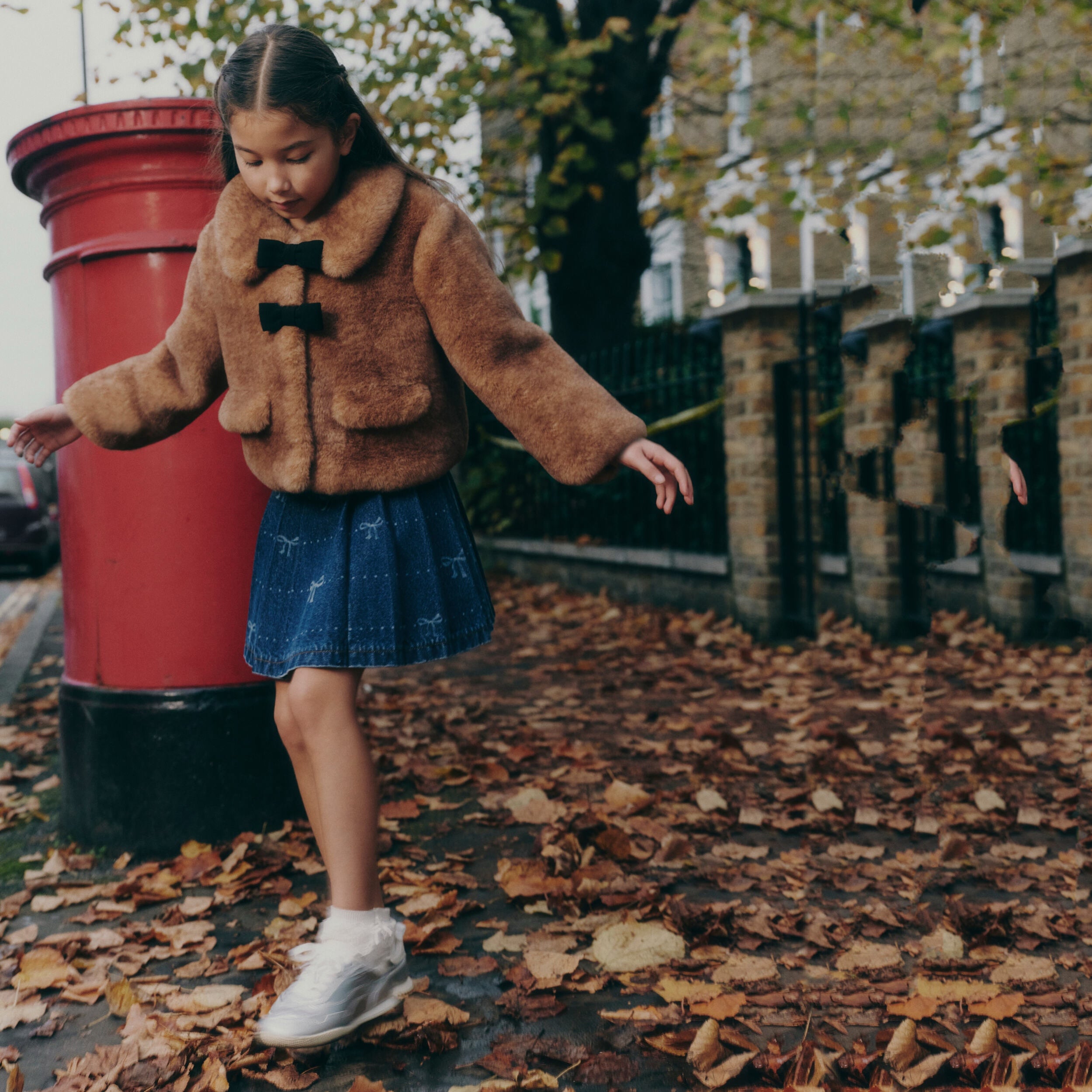 Girls Blue Bow Print Denim Skirt