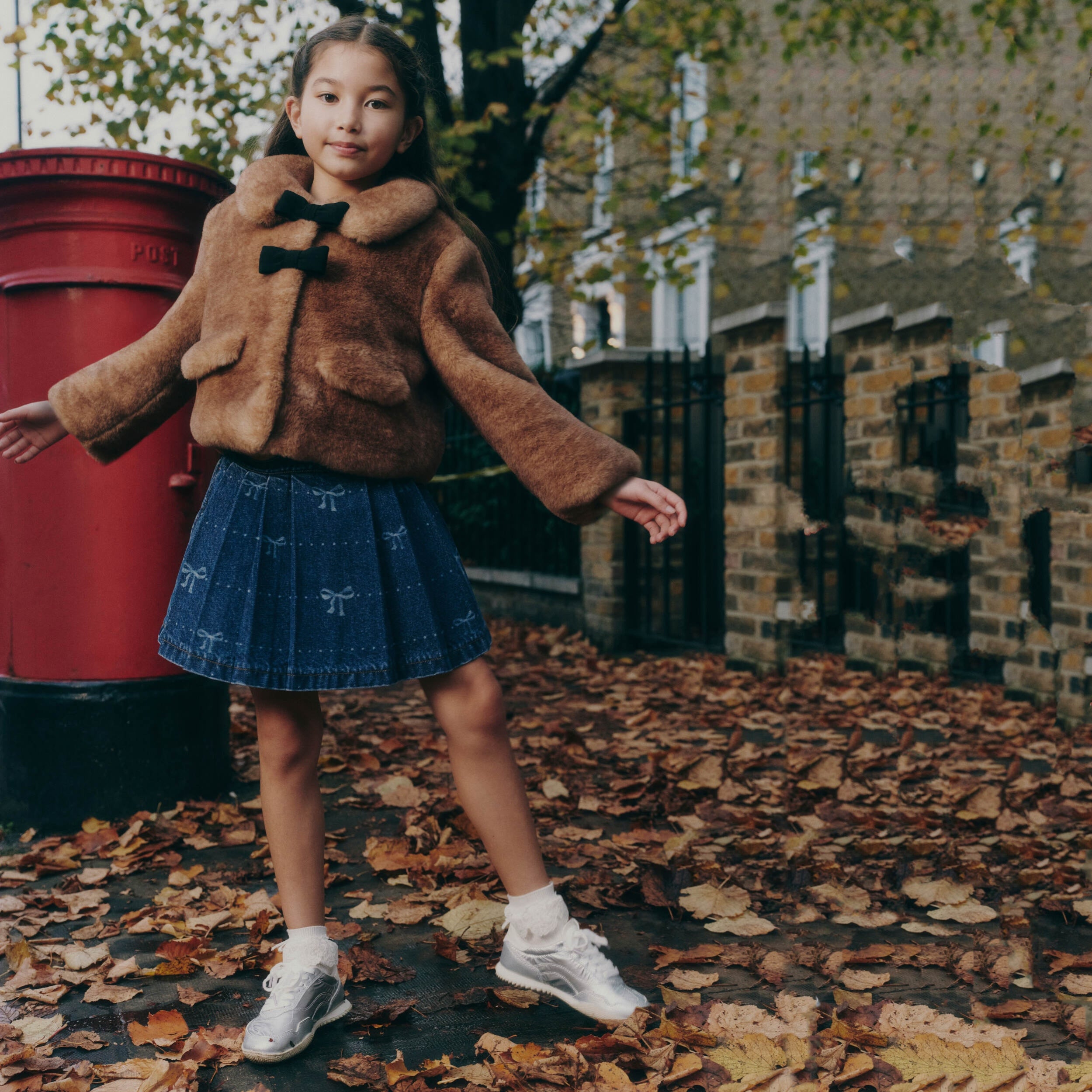 Girls Blue Bow Print Denim Skirt