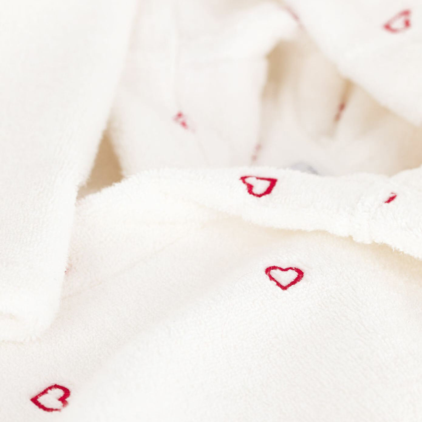 Girls White Heart Bathrobe