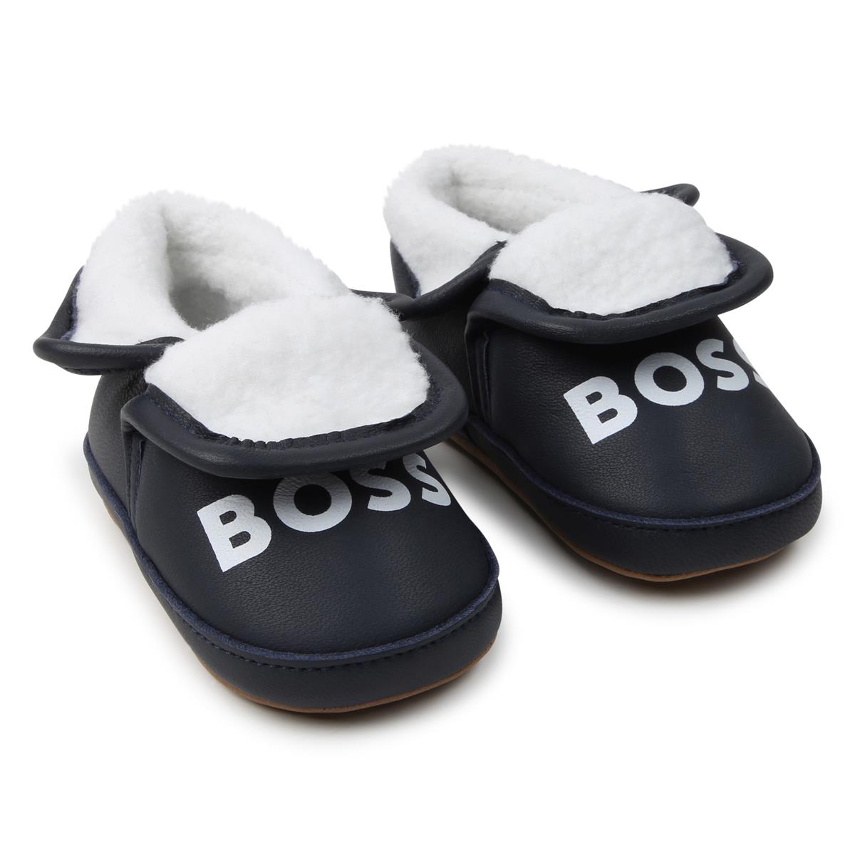 CHAUSSONS