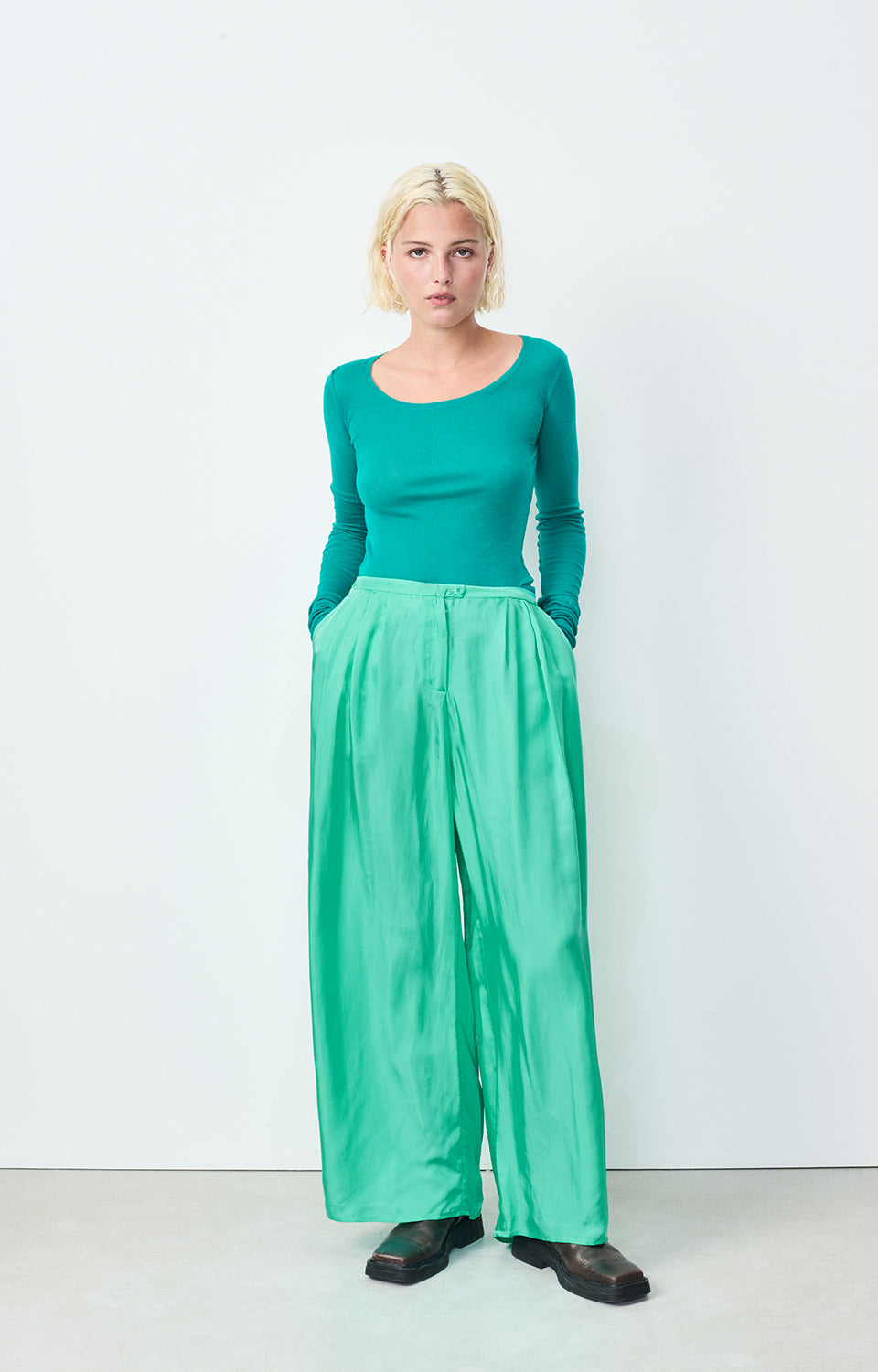 Women Green Trousers