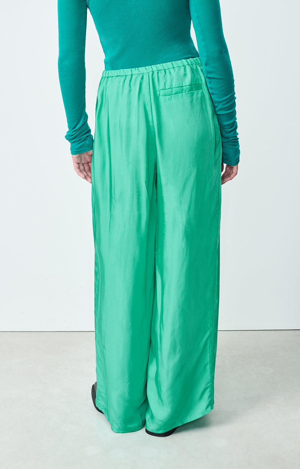 Women Green Trousers