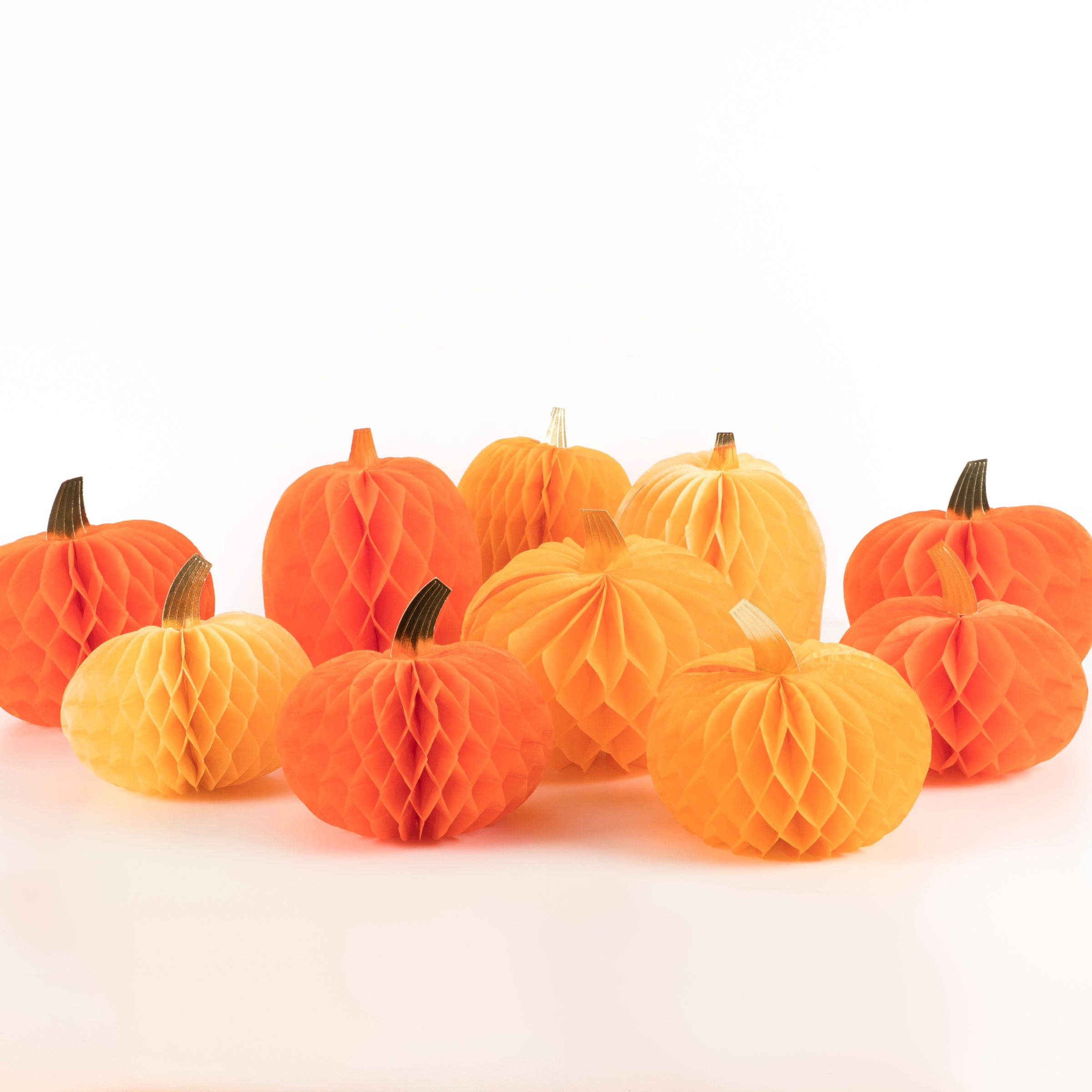 Honeycomb Pumpkins (10 Pack)