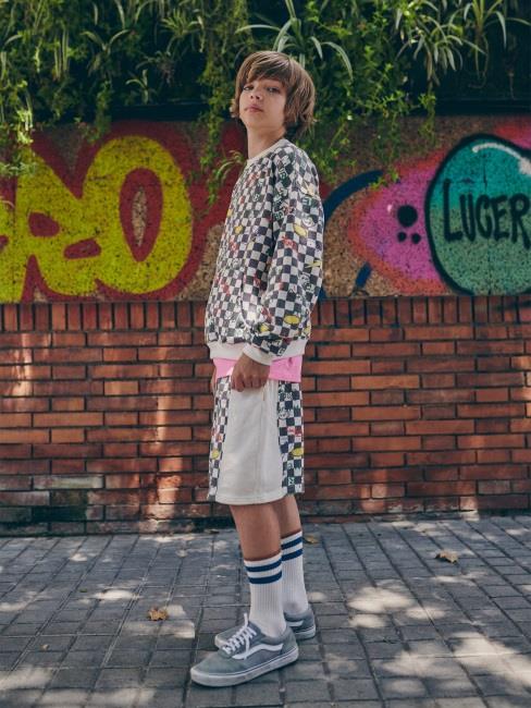 Boys & Girls Black Printed Sweatshirt